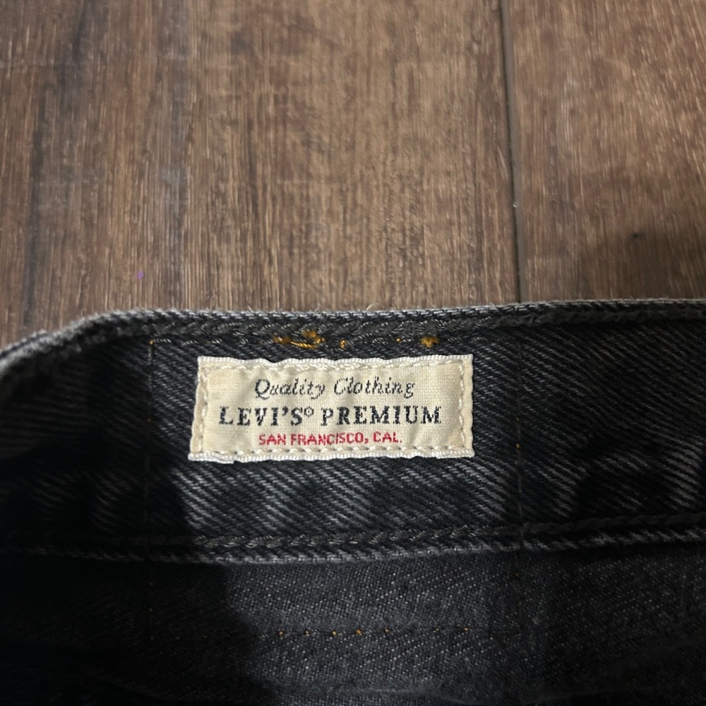 Levi’s Premium 501 Original jeans in a faded black wash. - Picture 3 of 6